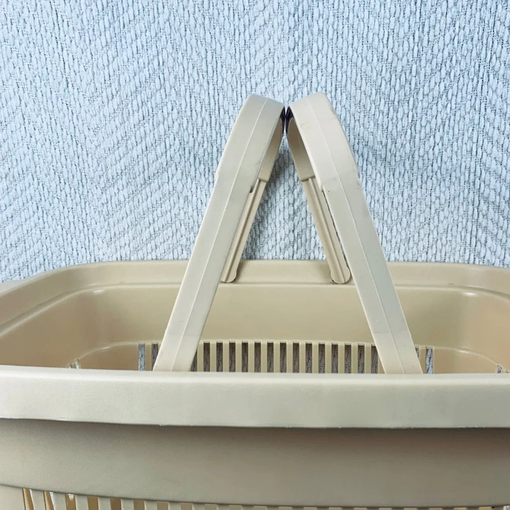 Vtg Rubbermaid Store N Carry Grocery Shopping‎ Basket Beige Plastic Utility 2686
